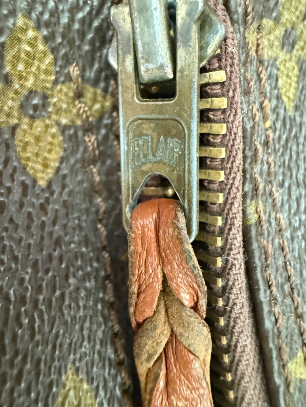 Louis Vuitton ~1970s Papillon 30 Handbag, with Pochette - Picture 6 of 12